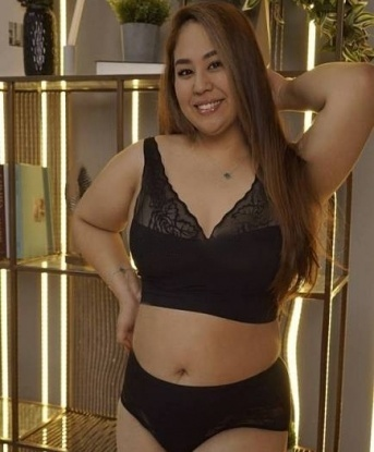 Прекрасно знаю свое дело и умею радовать мужчин. Живу в Москве и готова предложить вам незабываемые моменты релаксации и наслаждения. Мои услуги охватывают все, что вы только можете пожелать - классический и оральный секс, анальный секс, эротический массаж и ролевые игры. Я смогу вас удивить своими возможностями и провести вас через весь спектр сексуальных фантазий и желаний. Мои фото подтверждают мою красоту и сексуальность. Уверена, вы не пожалеете, выбрав меня в Москве. 🌟💋 486, 19 лет